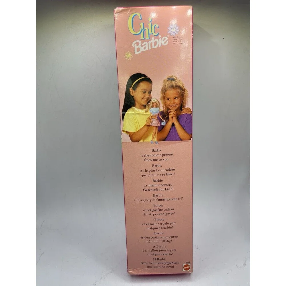VTG Barbie Chic Barbie Doll 1997 # 18218 Mattel With Brush & Bag SEALED NEW